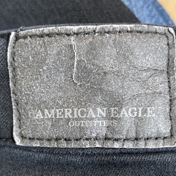 American Eagle size 8 high rise black jeggings. - Picture 11 of 11
